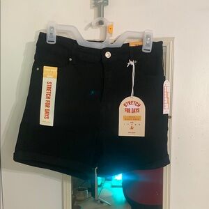 Black Jean Shorts with Classic Design and Belt Loops